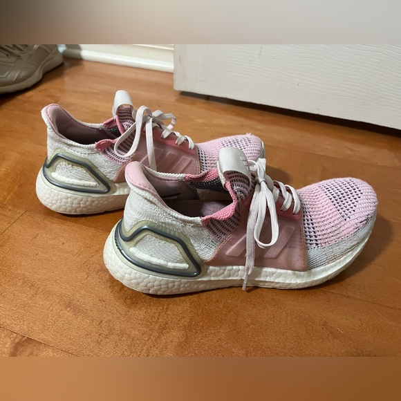 Adidas UltraBoost 19 Womens True Pink Orchid Tint White Running Shoes size 7.5 - Picture 4 of 6